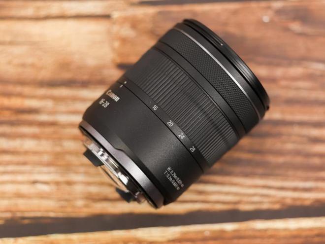 今年会首页F28大光圈！广角变焦亲民新挑选 佳能RF16-28mm F28 IS(图3)